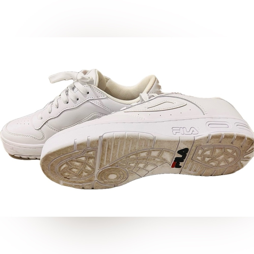 FILA White Classic Sneakers – Women’s 8.5 - Picture 4 of 4